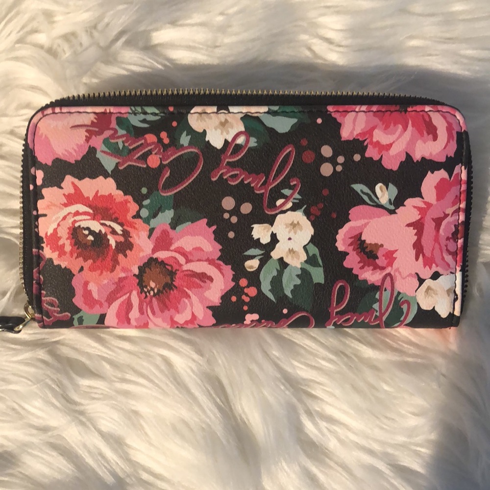 Juicy couture wallet